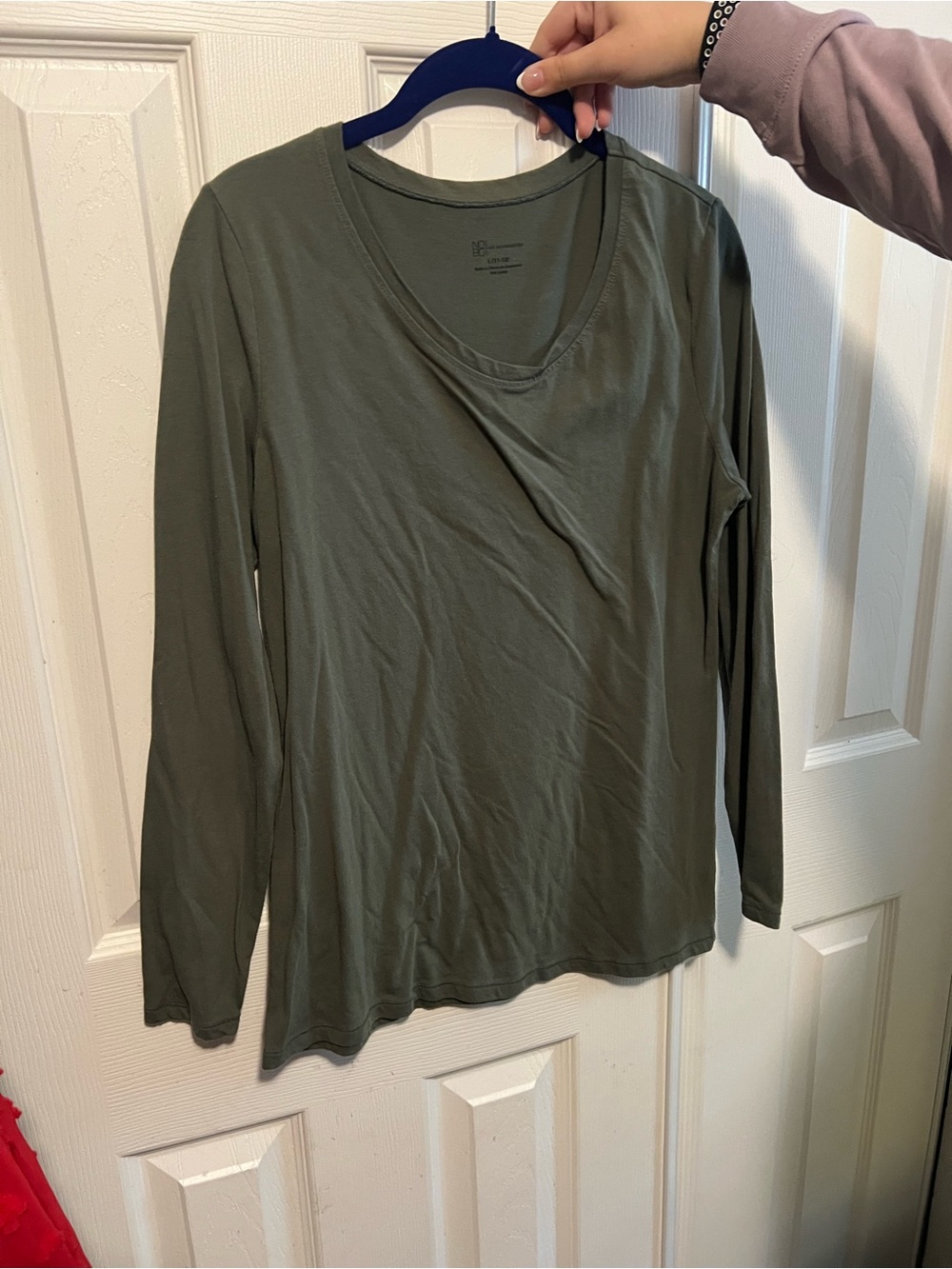 No Boundaries Olive Green Long Sleeve Crewneck Top